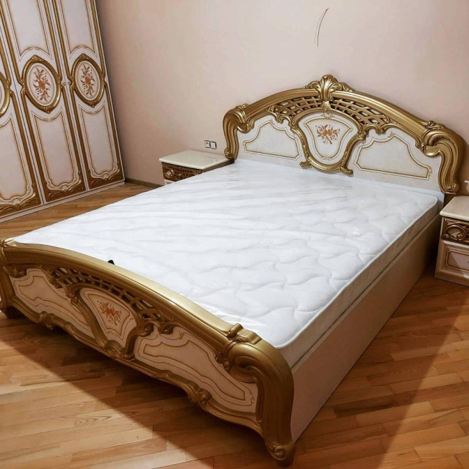 Ліжко Реджіна Голд з підйомним механізмом MiroMark