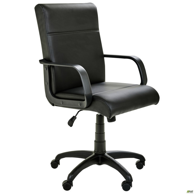 Кресло Фаворит 1150*520*530 Пластик на механизме качания Кожзам черный AMF У-1