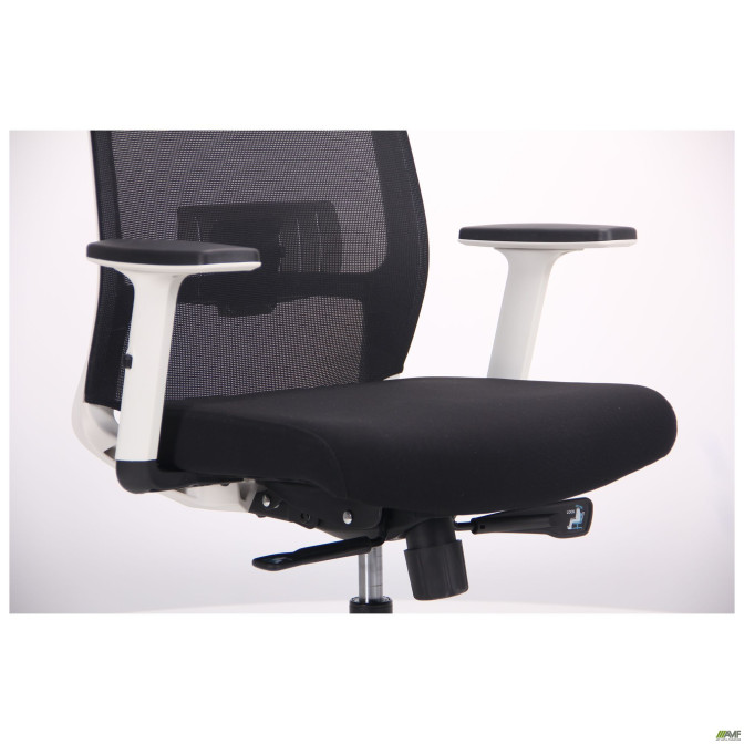 Кресло Install White, Alum, Black/Black AMF